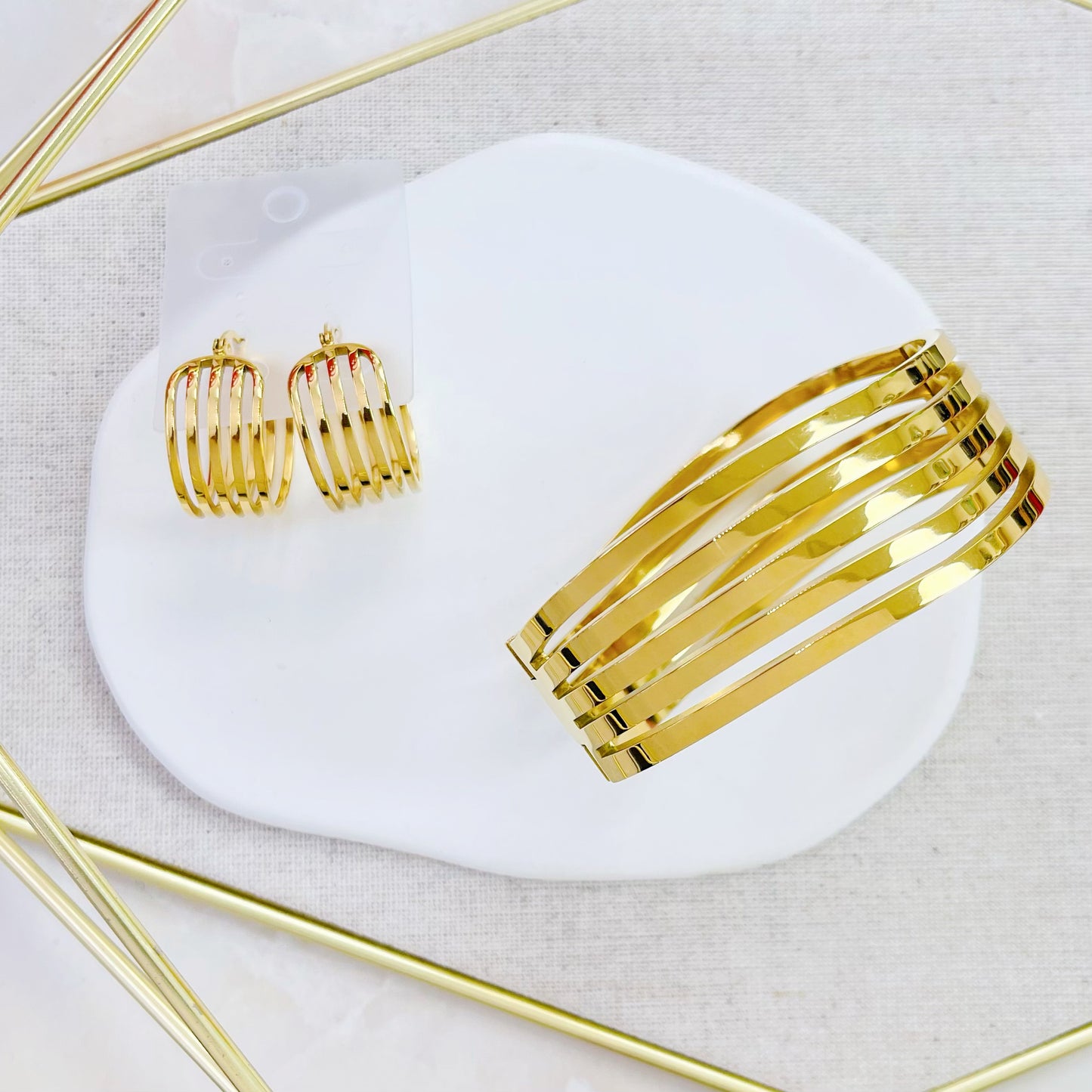 189B-050G GD LINES BANGLE