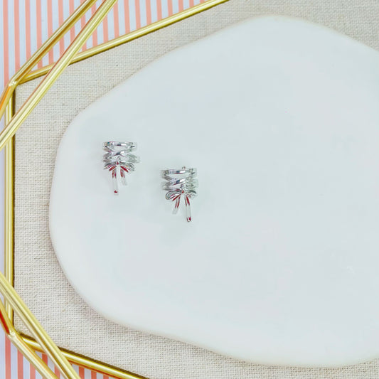 121E-143 TANGLED BOW EARCUFF ER