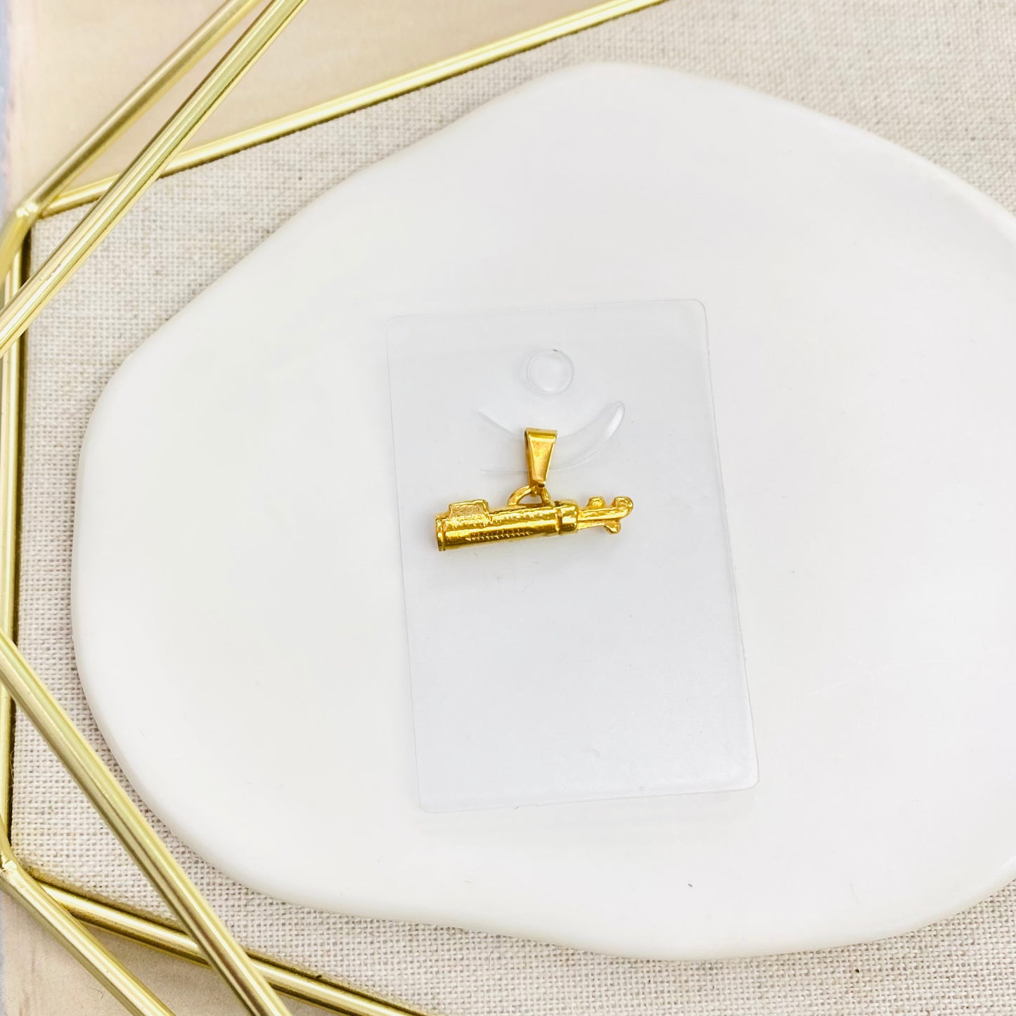 4P-2315G GD GOLF PENDANT