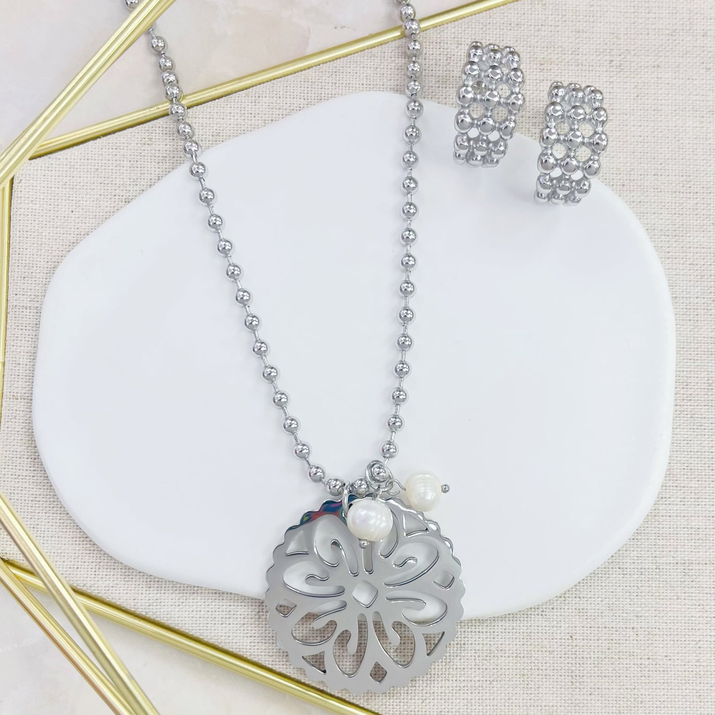 4N-4555-28 CIRCULAR FLOWER NK SALE