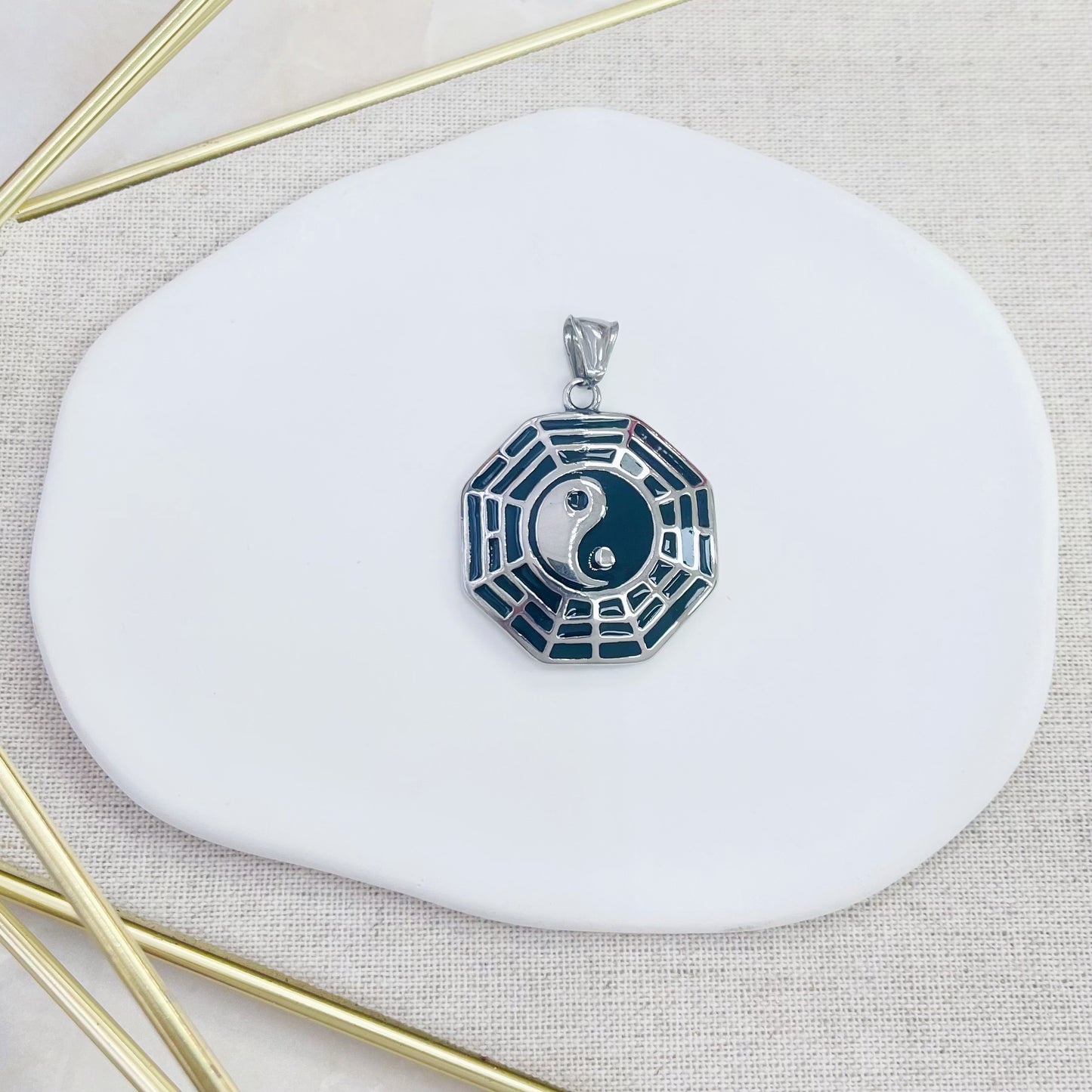 19P-013 SLV YIN-YANG PENDANT