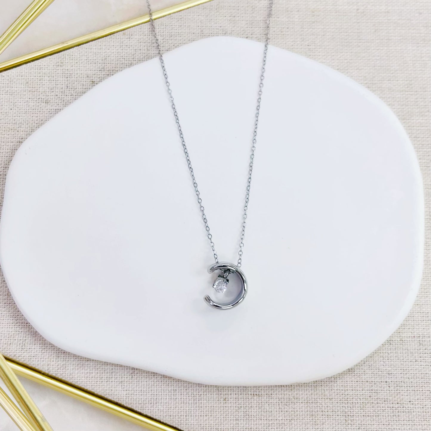 201N-023 SLV HALF CIRCLE  NK