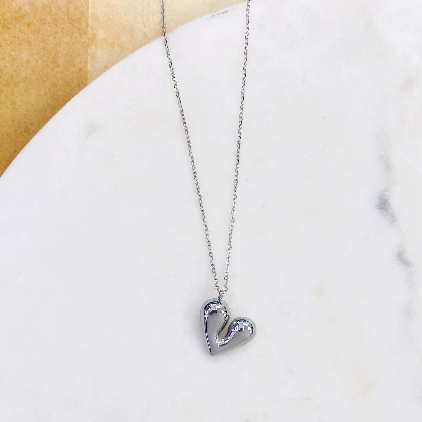199N-115 HEART PUFF NK