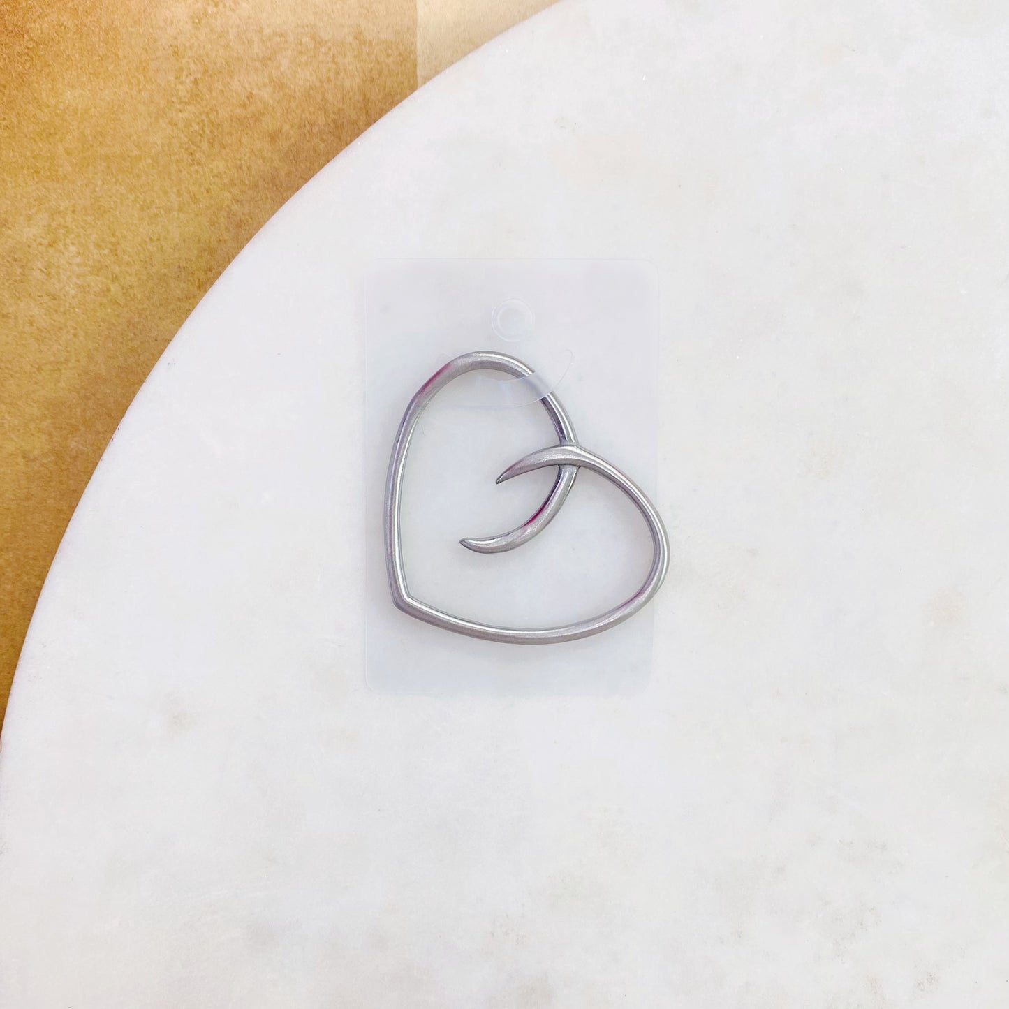 13P-003 SLV HEART PENDANT