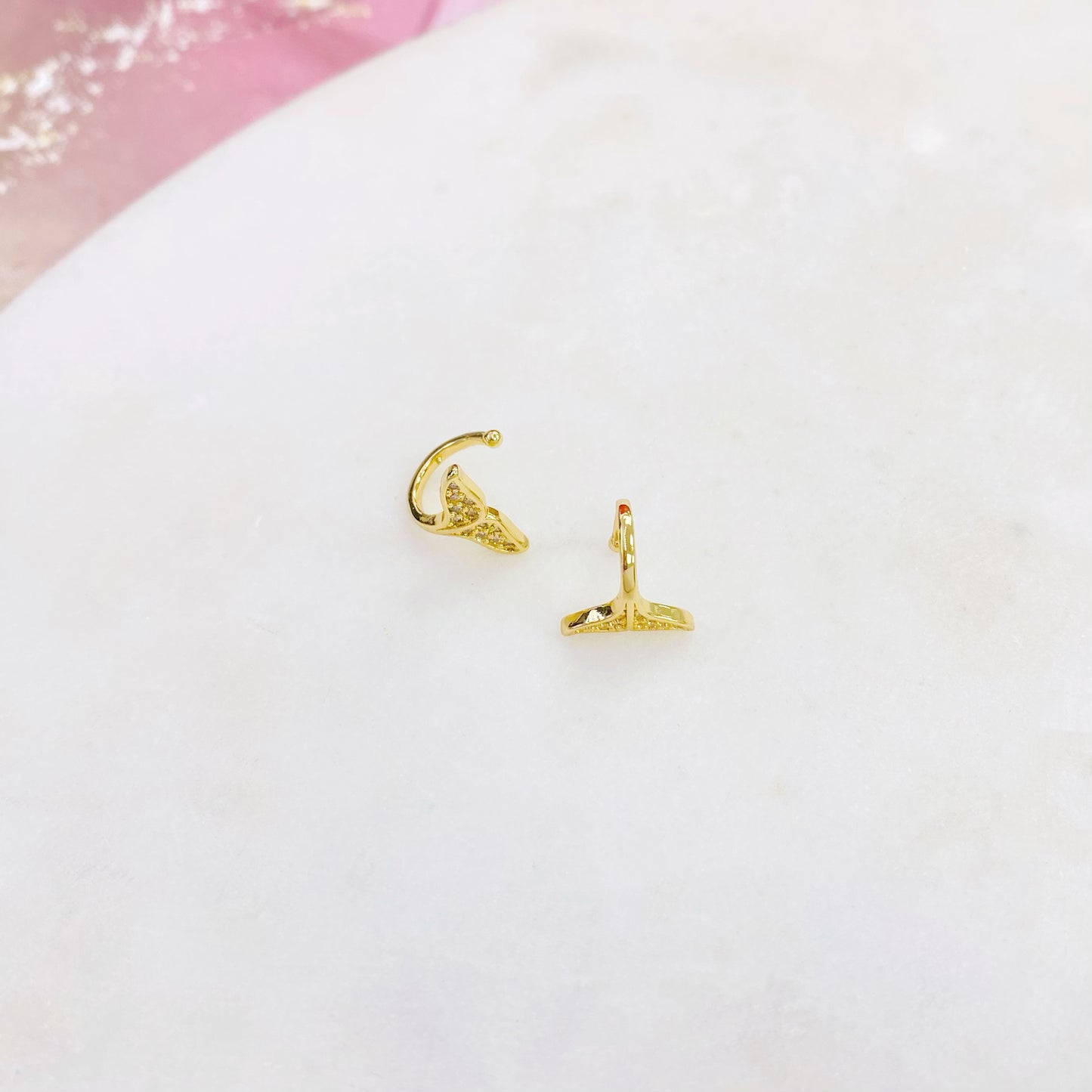 84E-171G WHALE EARCUFF